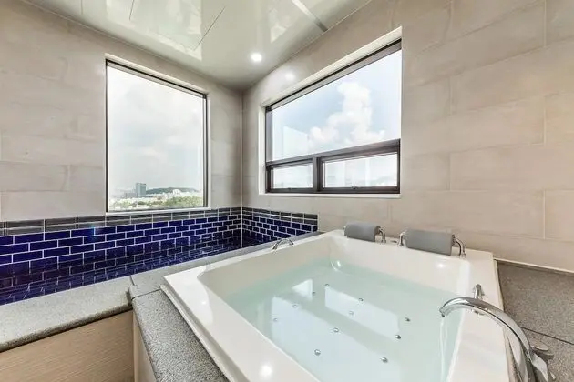 Çatı Katı Süiti (Penthouse) (B Type)