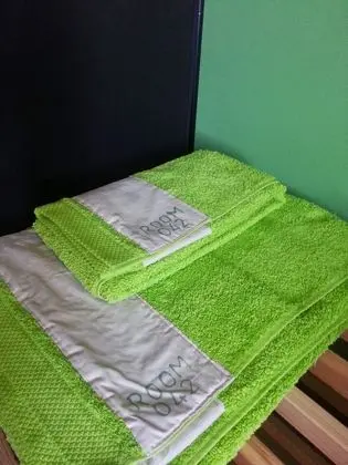 Tek Büyük Yataklı Oda, Ortak Banyo