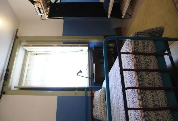 Tek Kişilik Oda, Ortak Banyo