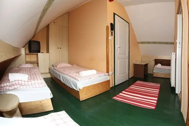 Dört Kişilik Oda, Özel Banyo
