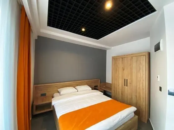 Standart Oda, Şehir Manzaralı