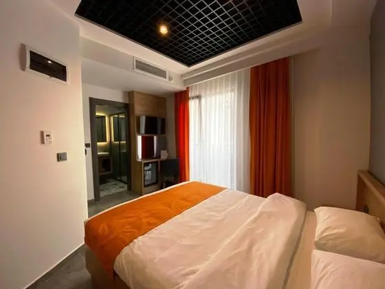 Standart Oda, Şehir Manzaralı