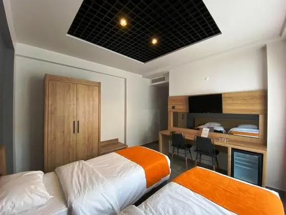 Twin, Şehir Manzaralı, Fransız Balkonlu