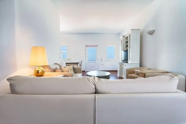 Grand Villa