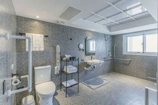 Standard Üç Kişilik Oda, Birden Çok Yatak, Sigara İçilmez, Şehir Manzaralı