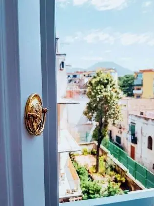 Basic Tek Büyük Yataklı Oda, 1 Çift Kişilik Yatak, Balkon, Şehir Manzaralı (2)