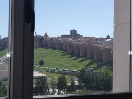 Üç Kişilik Oda (3 Adults+1 Child)