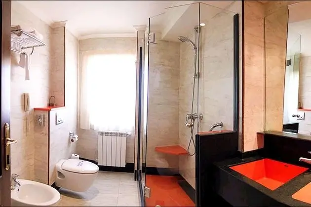 Üç Kişilik Oda (3 Adults+1 Child)