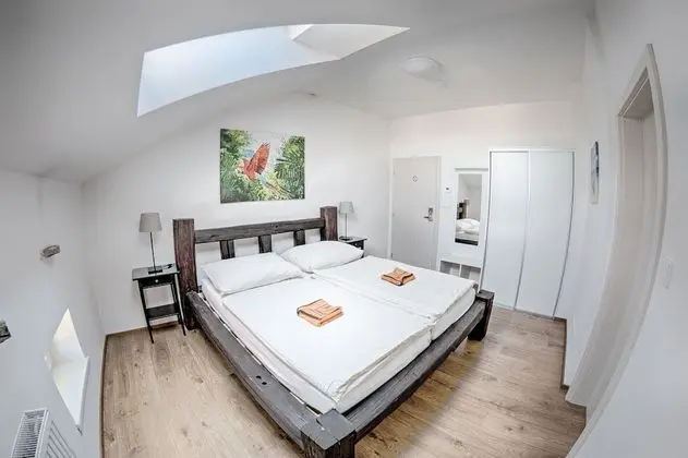 2. Double Room, 1 Double Bed, Private Bathroom