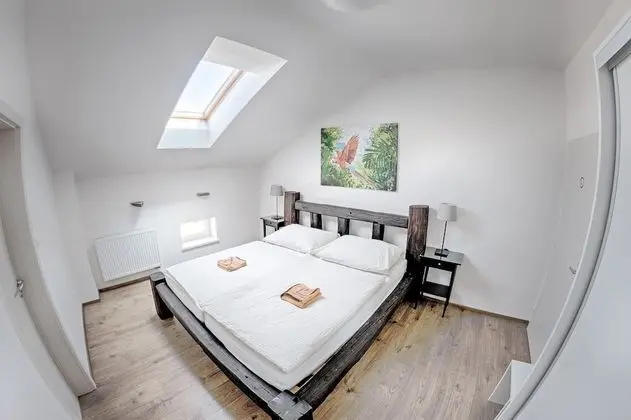 2. Double Room, 1 Double Bed, Private Bathroom