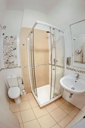 8. Shared Dormitory, Women only (1 Bed in 4-Bedded Dorm)