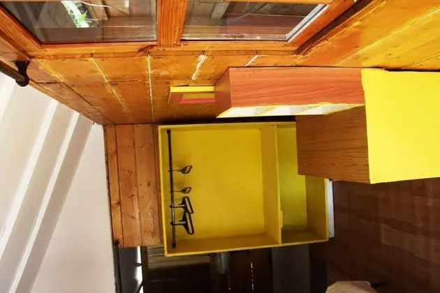 Standard Oda (Non A/C)
