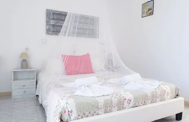 Tek Büyük Yataklı Oda, Zemin Kat (Extra Bed)
