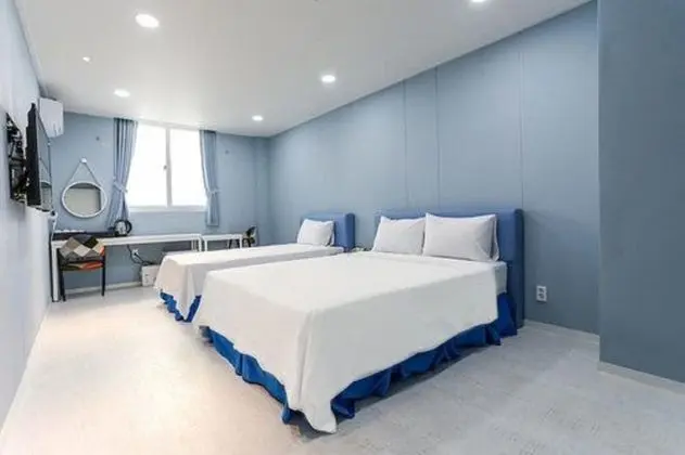 Standard İki Ayrı Yataklı Oda (Extra Duvet cost KRW 20,000)