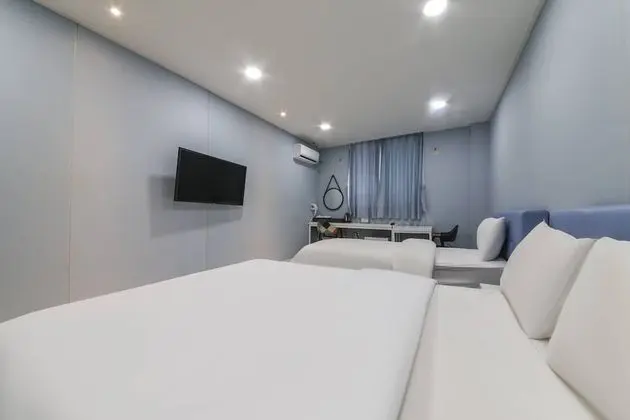 Standard İki Ayrı Yataklı Oda (Extra Duvet cost KRW 20,000)