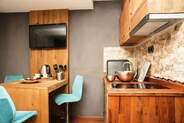Süit, Sigara İçilebilir, Balkon