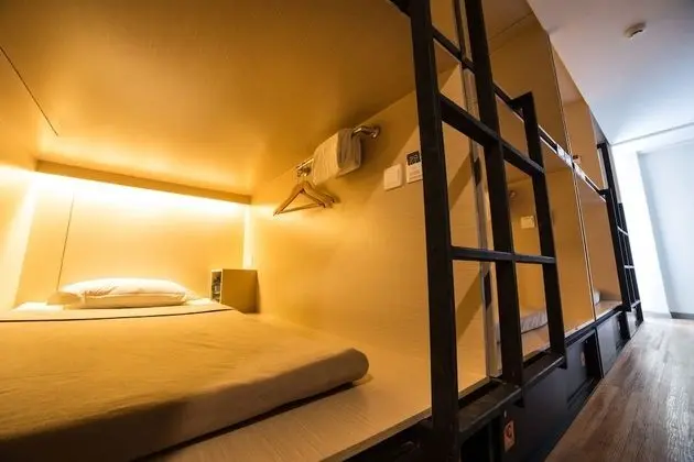 Private 6 beds (Share Bathroom)