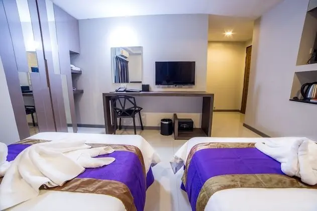 Deluxe Tek Büyük Yataklı Oda