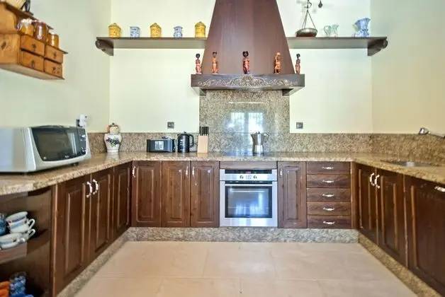 Villa, 5 Yatak Odası, Kişiye Özel Havuzlu