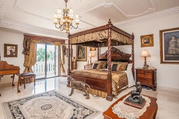 Villa, 5 Yatak Odası, Kişiye Özel Havuzlu