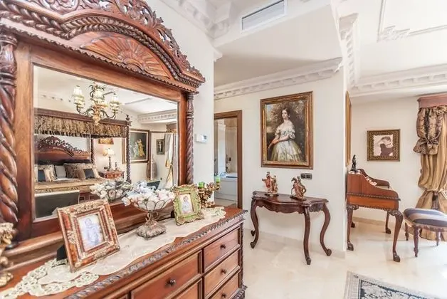 Villa, 5 Yatak Odası, Kişiye Özel Havuzlu
