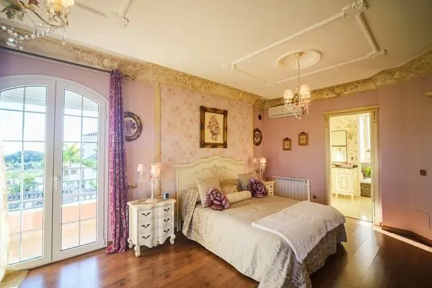 Villa, 4 Yatak Odası, Kişiye Özel Havuzlu