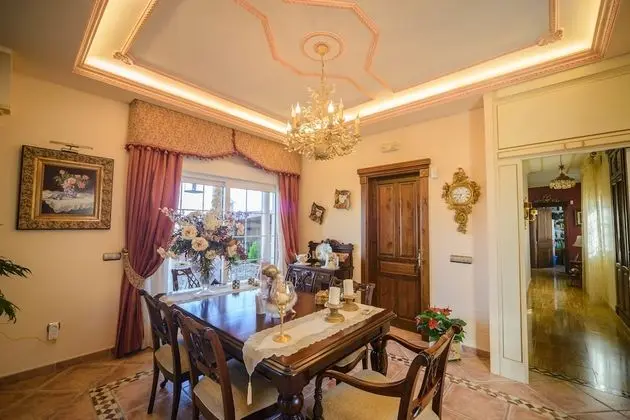 Villa, 4 Yatak Odası, Kişiye Özel Havuzlu