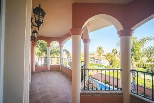 Villa, 4 Yatak Odası, Kişiye Özel Havuzlu