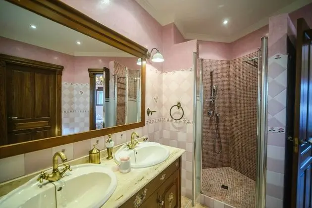 Villa, 4 Yatak Odası, Kişiye Özel Havuzlu