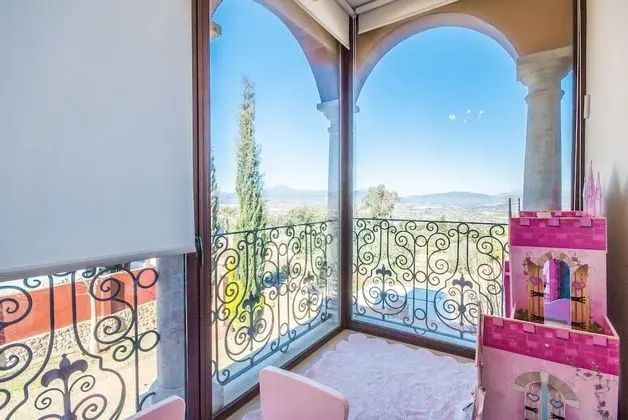 Villa, 5 Yatak Odası, Kişiye Özel Havuzlu
