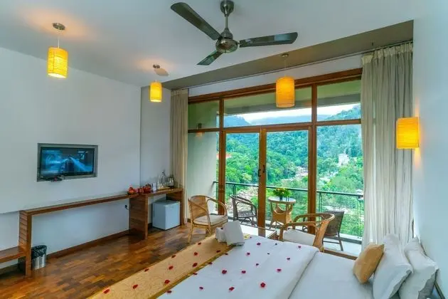 Deluxe Tek Büyük Yataklı Oda, 1 En Büyük (King) Boy Yatak, Balkon, Vadi Manzaralı