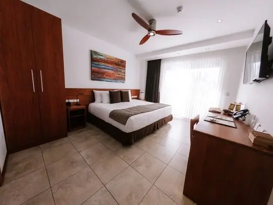 Premium Oda, Teras