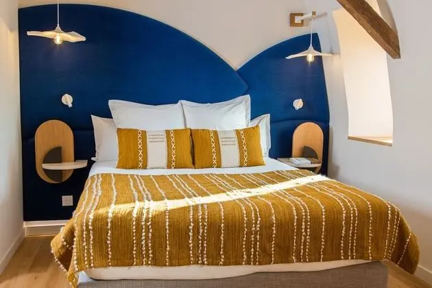 Classic Tek Büyük Yataklı Oda