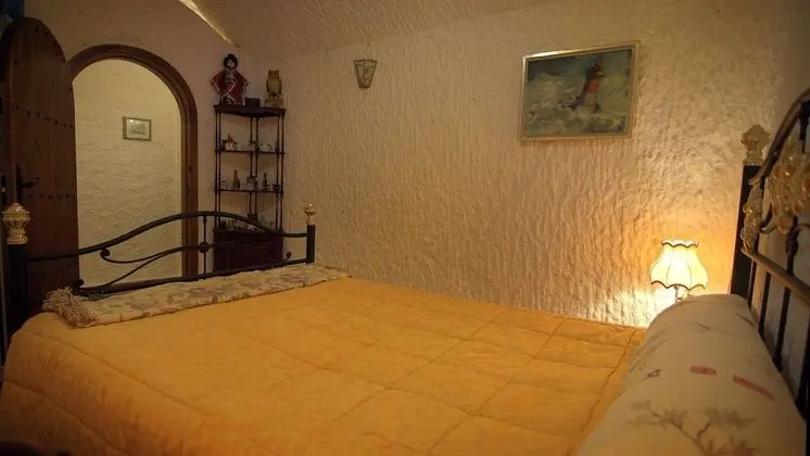 Basic Tek Büyük Yataklı Oda