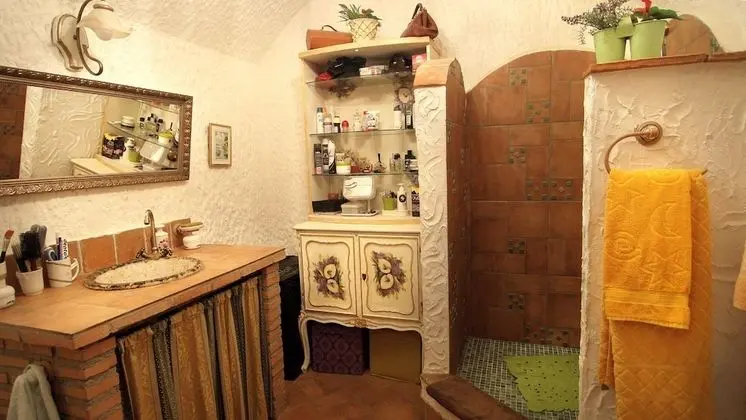 Basic Tek Büyük Yataklı Oda