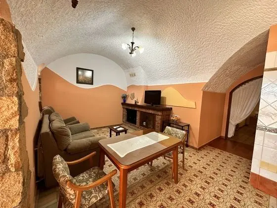 Romantic Apart Daire, 1 Yatak Odası, Şömine, Bahçeli