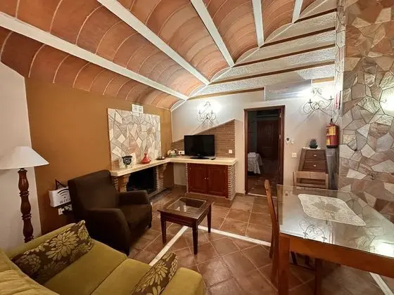 Romantic Apart Daire, 1 Yatak Odası, Şömine, Bahçeli