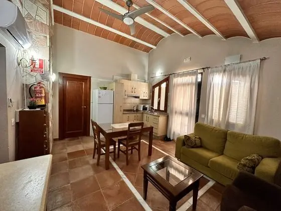 Romantic Apart Daire, 1 Yatak Odası, Şömine, Bahçeli