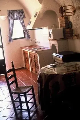 Ev, 2 Yatak Odası (Cave 2+2)