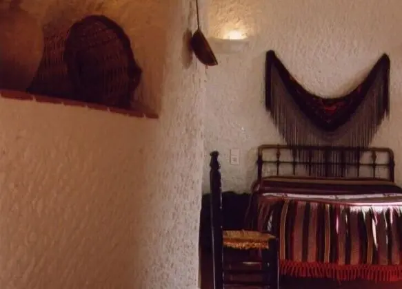 Stüdyo (Cave, 1 pax)