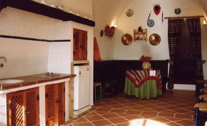 Stüdyo (Cave, 1 pax)