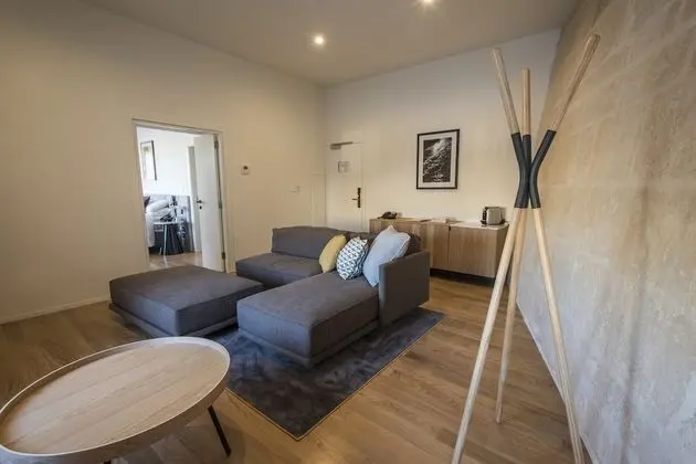 Corner Suite with Harbour View