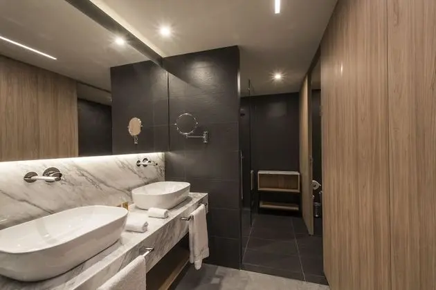 Grand Harbour Suite
