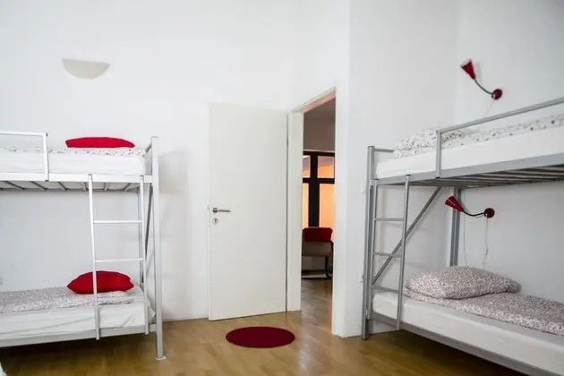 Family Dört Kişilik Oda (with shared bathroom)