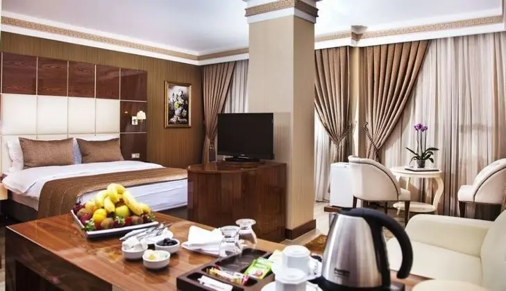 Standart Oda, Şehir Manzaralı