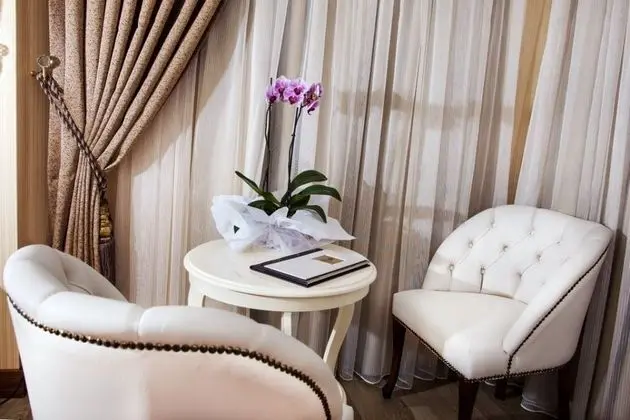 Standart Oda, Şehir Manzaralı