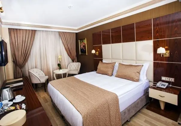 Standart Oda, Şehir Manzaralı