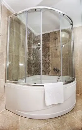 Standart Oda, Şehir Manzaralı