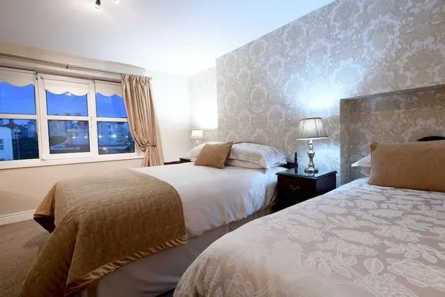 Deluxe İki Ayrı Yataklı Oda, Banyolu/Duşlu