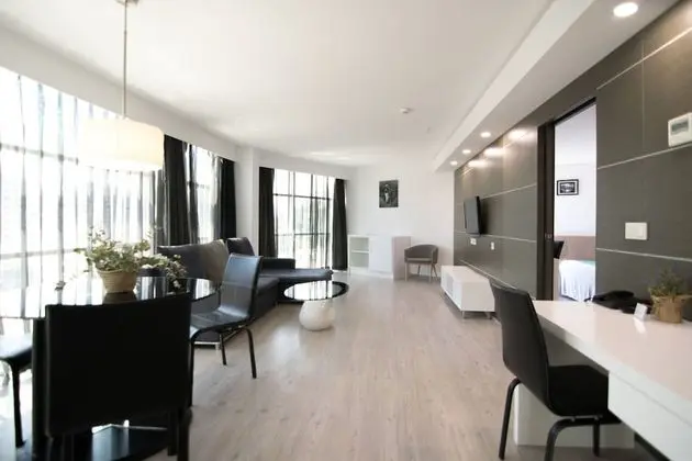 Junior Süit, Kısmi Deniz Manzaralı